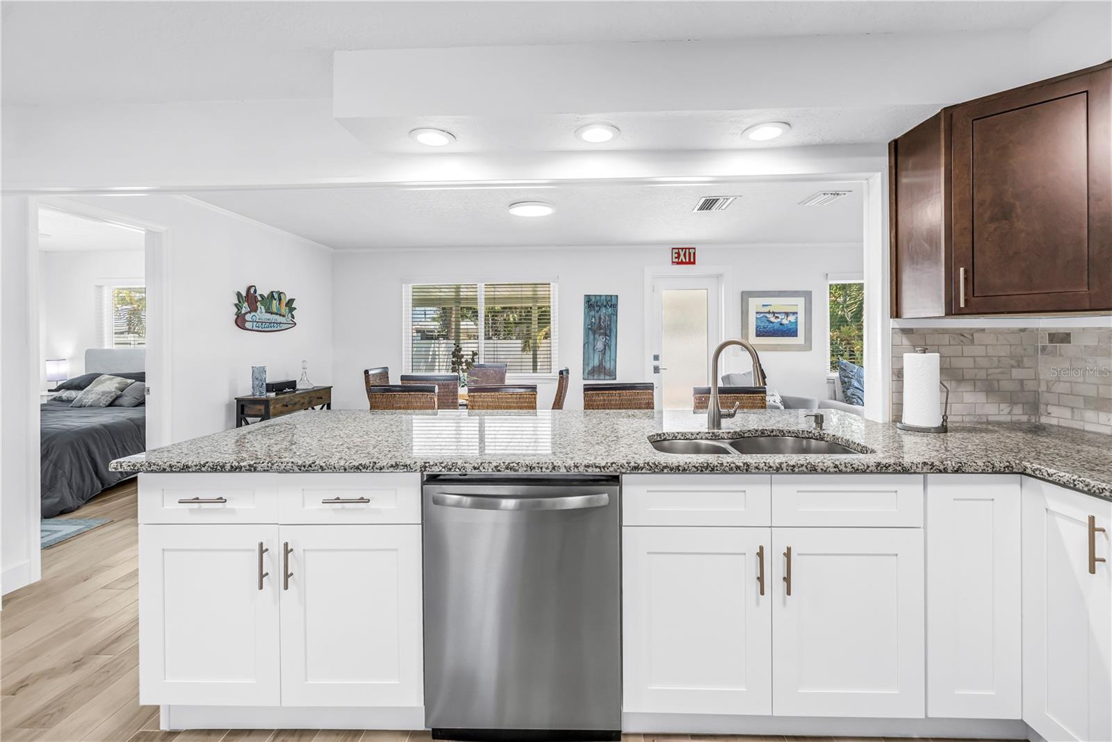 Image 14 of 59 For 310 12th Avenue