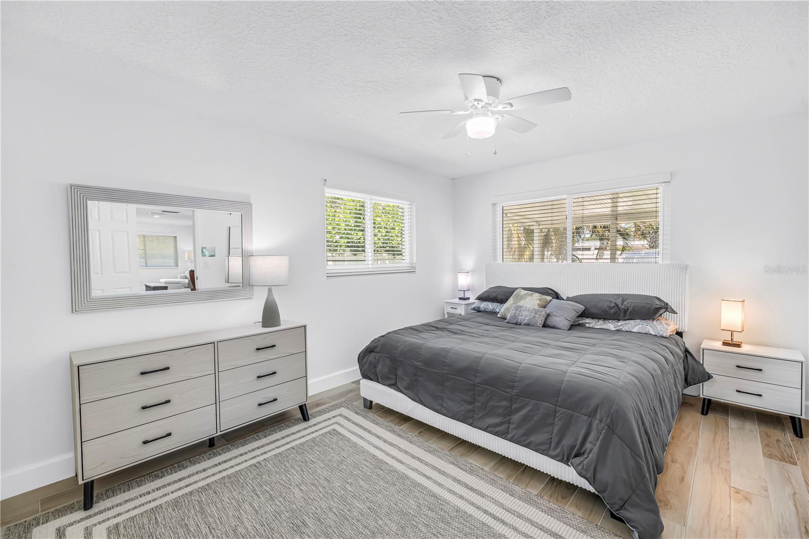 Image 19 of 59 For 310 12th Avenue