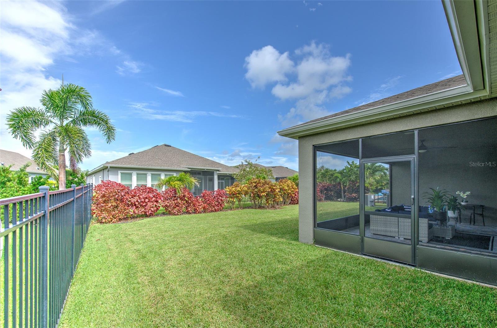 Image 13 of 70 For 7401 Paradiso Drive