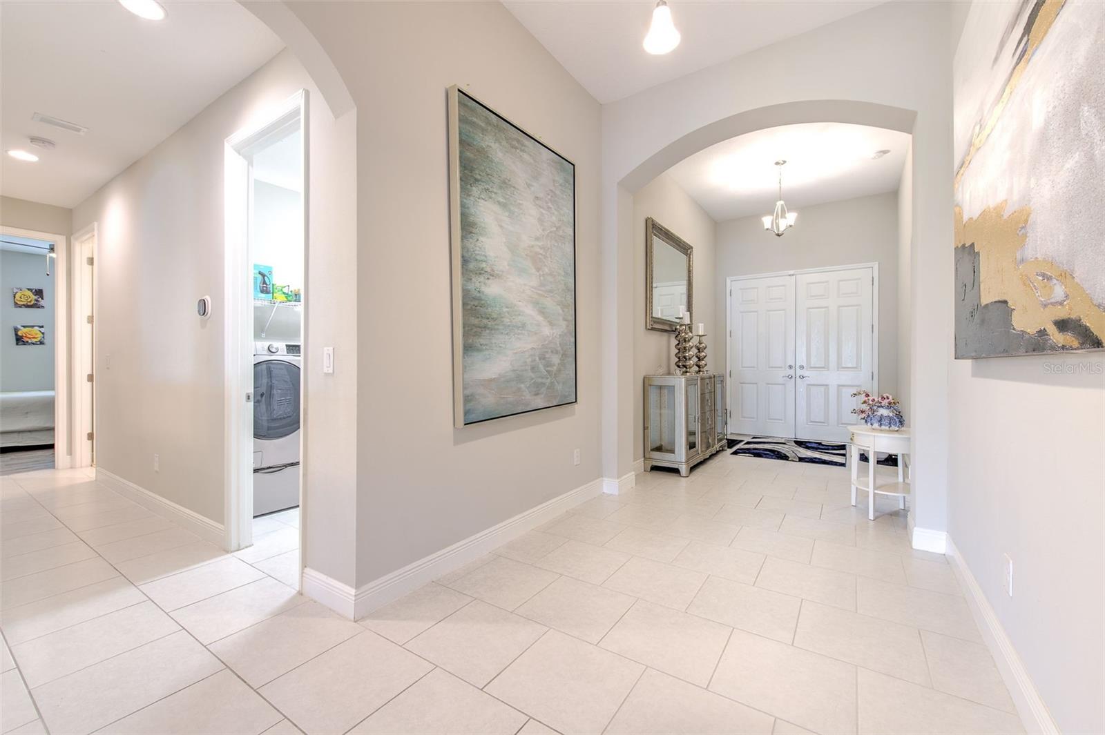 Image 19 of 70 For 7401 Paradiso Drive