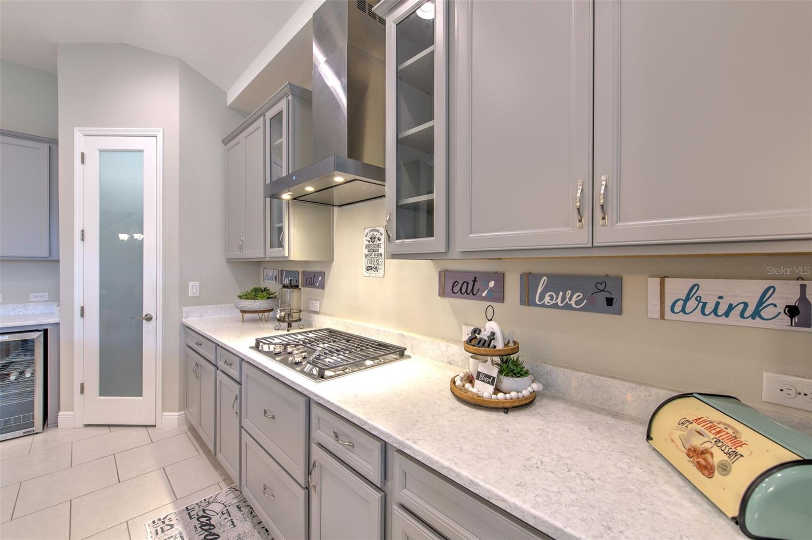 Image 42 of 70 For 7401 Paradiso Drive