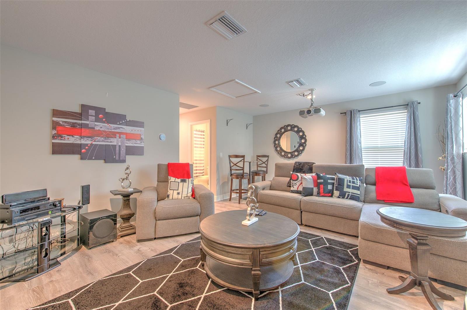 Image 62 of 70 For 7401 Paradiso Drive