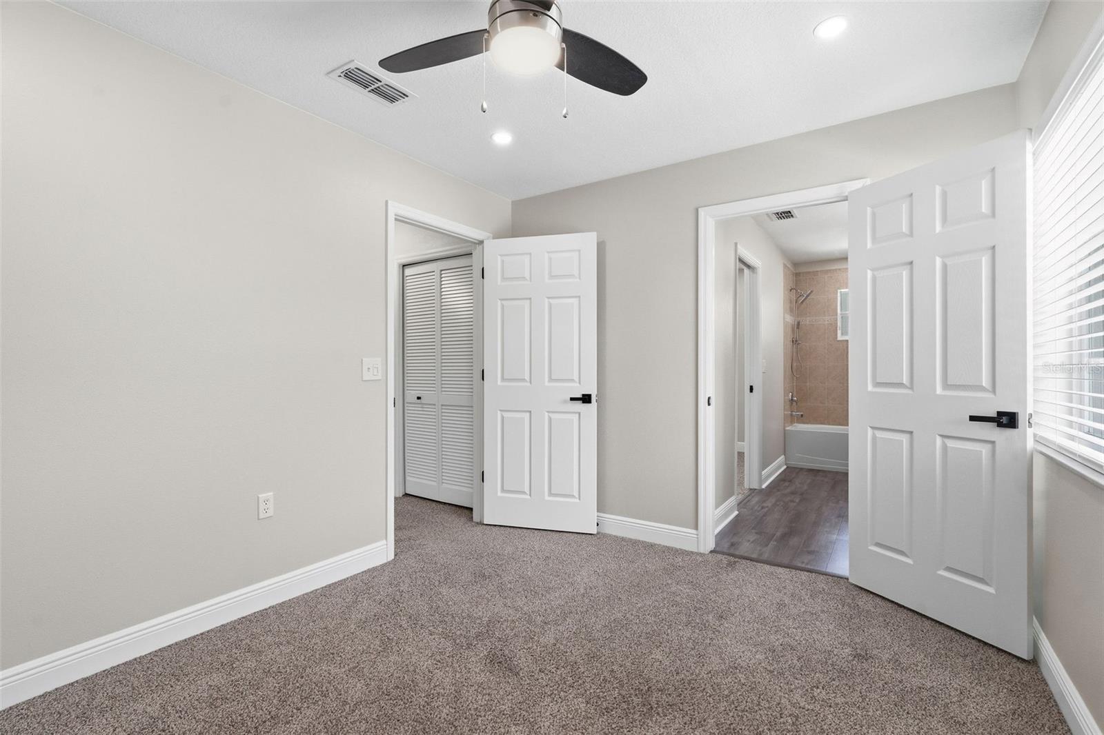 Image 16 of 27 For 20484 Needletree Drive