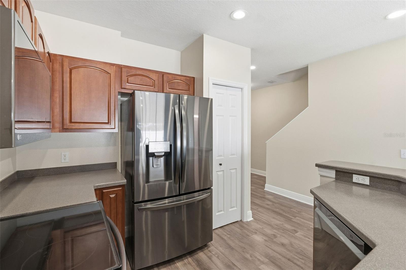 Image 6 of 27 For 20484 Needletree Drive