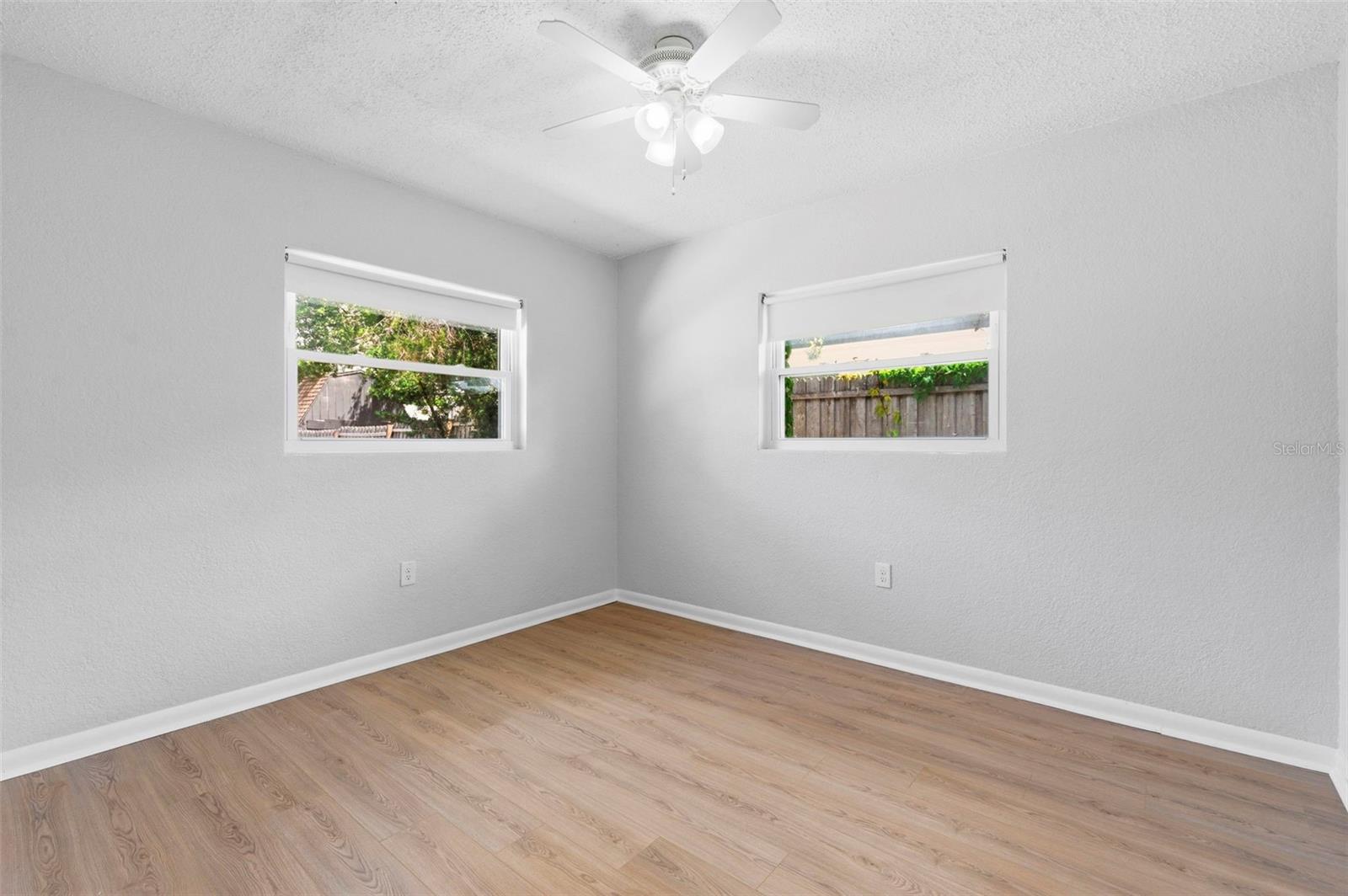 Image 20 of 39 For 1600 Sherwood Street