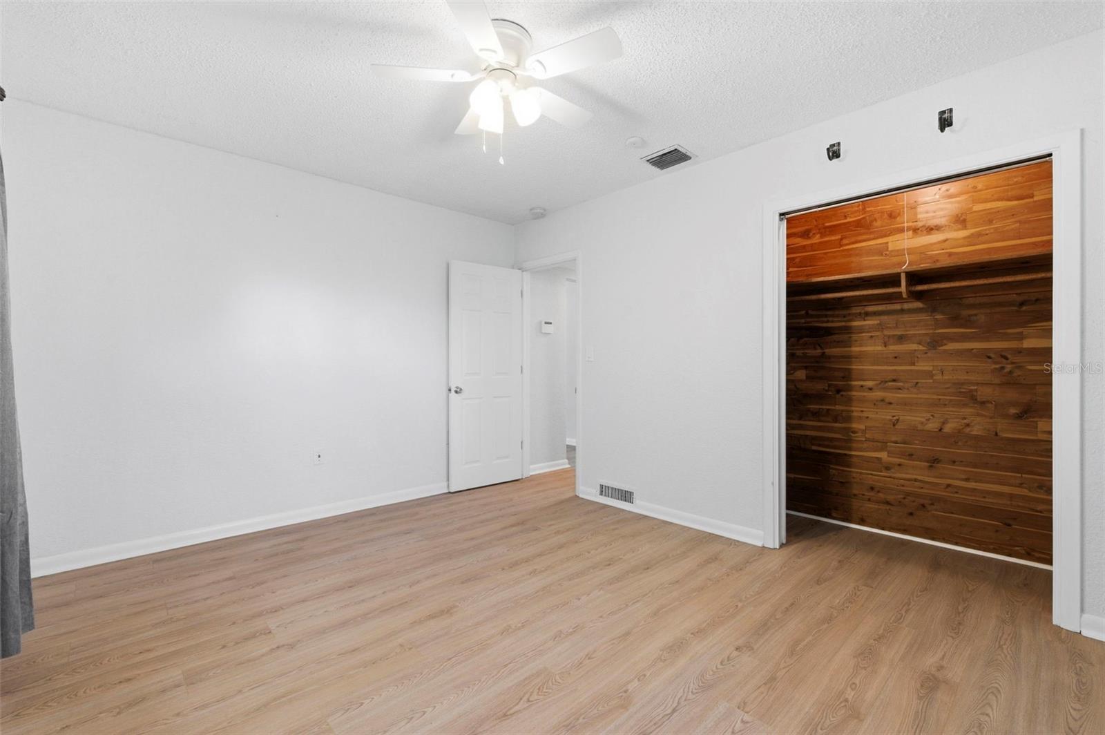 Image 25 of 39 For 1600 Sherwood Street