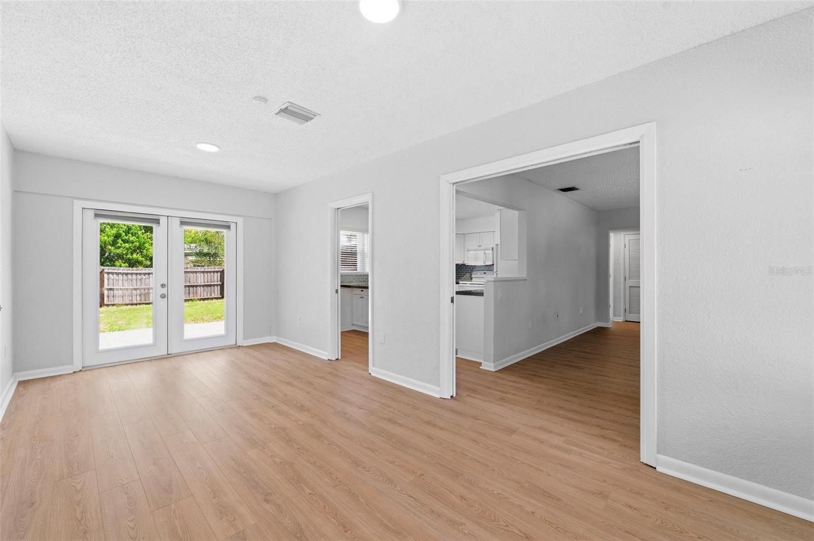 Image 6 of 39 For 1600 Sherwood Street