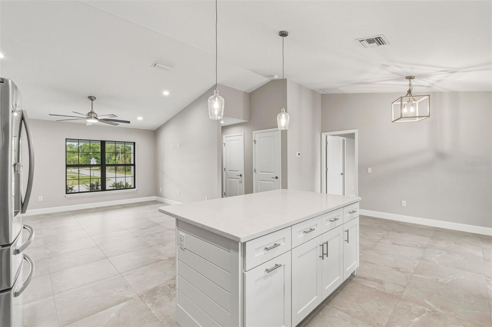 Image 16 of 35 For 7090 Bargello Street