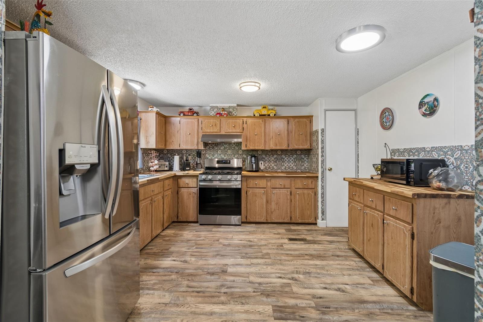 Image 16 of 52 For 17114 Brittle Road