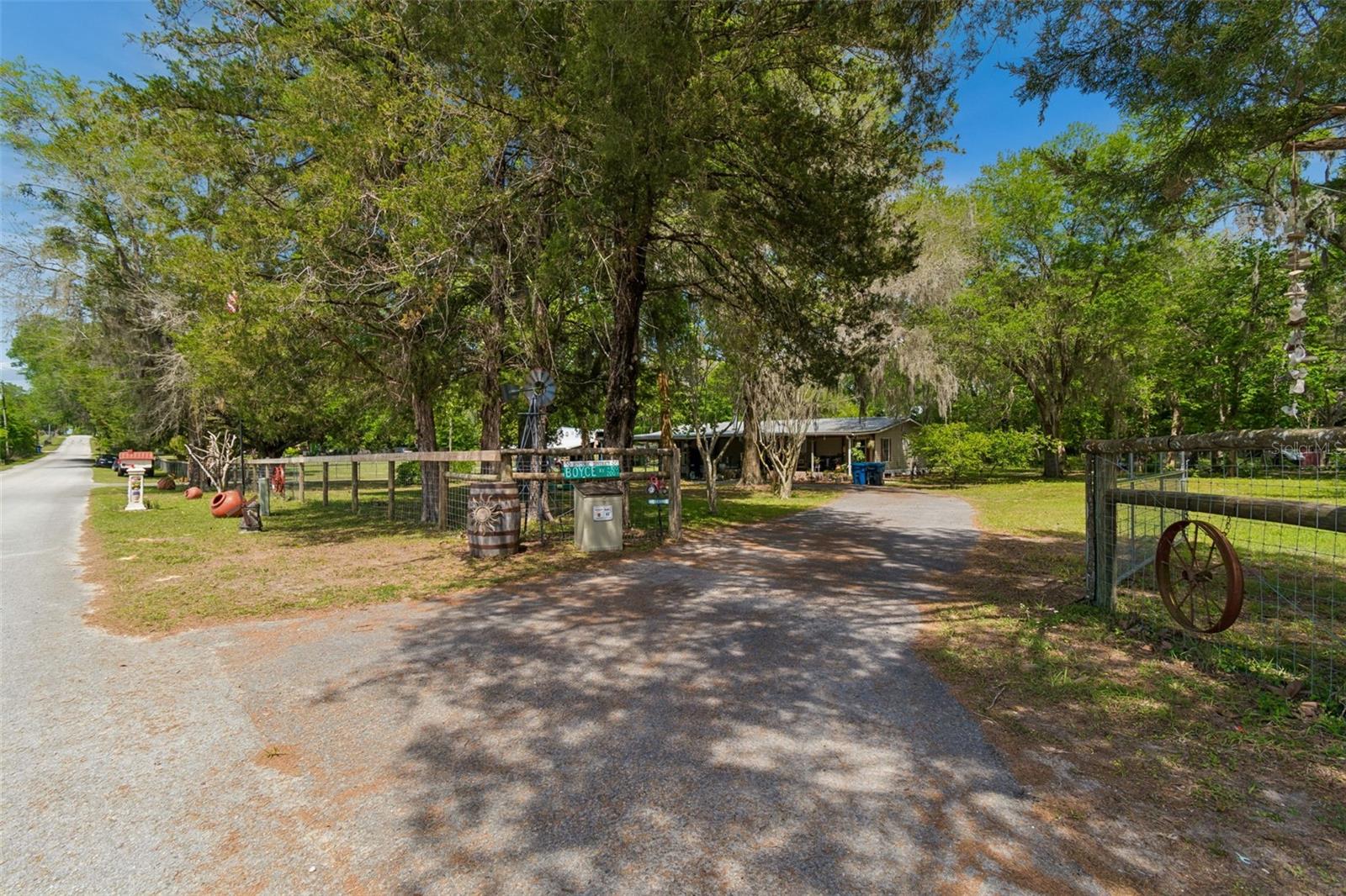 Image 38 of 52 For 17114 Brittle Road