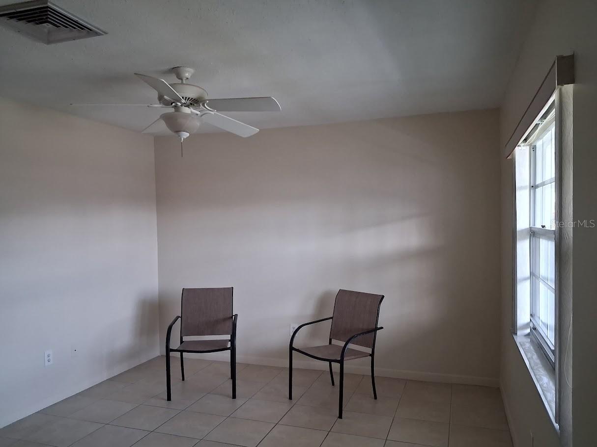 Image 4 of 25 For 4744 Azalea Drive 204