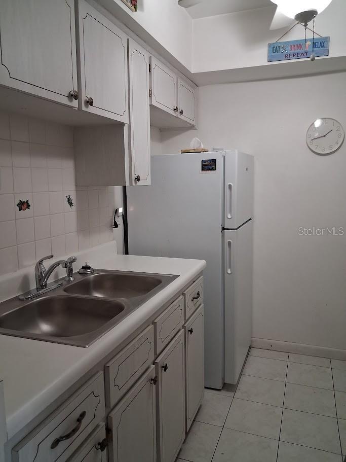 Image 7 of 25 For 4744 Azalea Drive 204