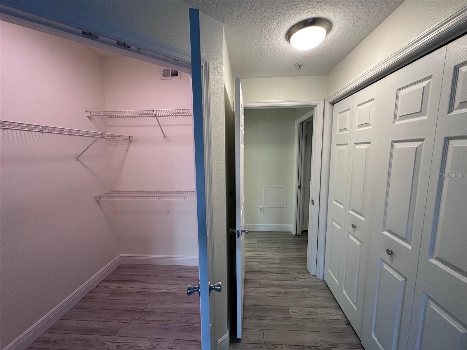 Image 11 of 34 For 501 Knights Run Avenue 1223