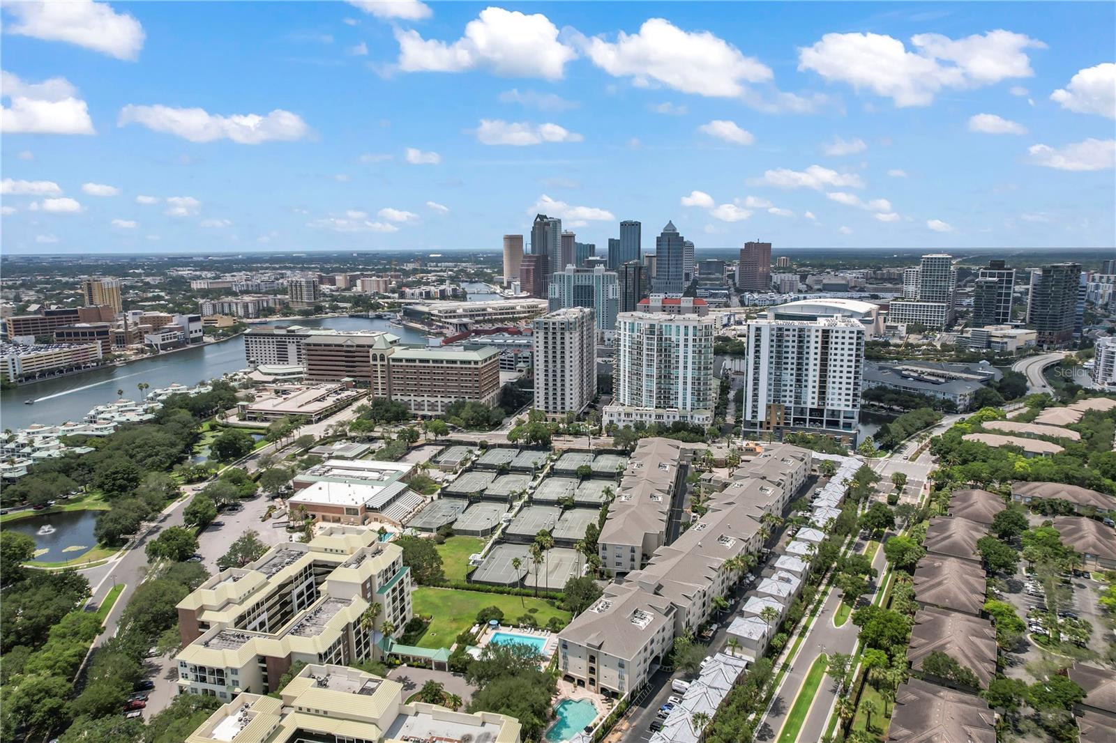 Image 23 of 34 For 501 Knights Run Avenue 1223