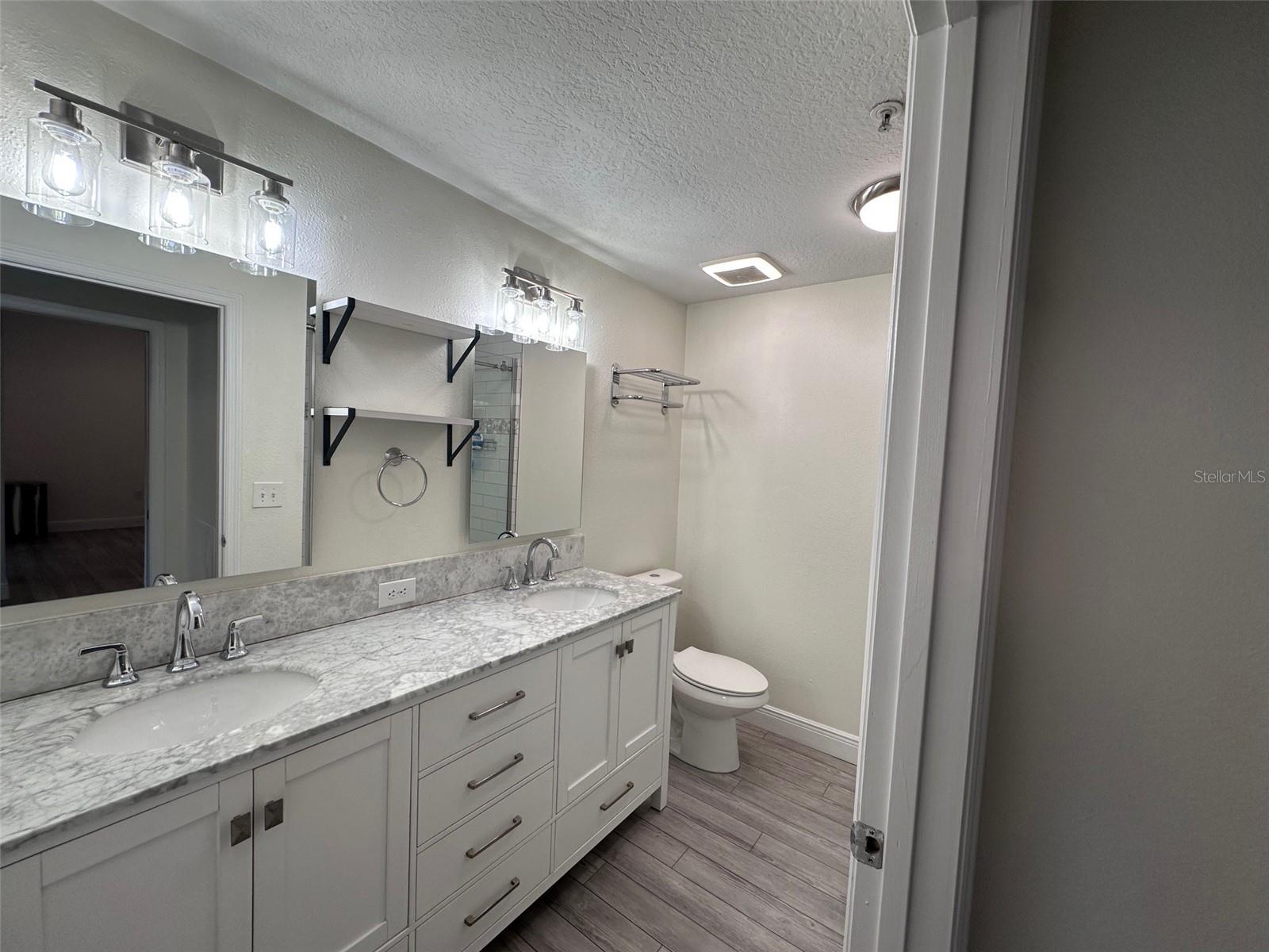 Image 5 of 34 For 501 Knights Run Avenue 1223