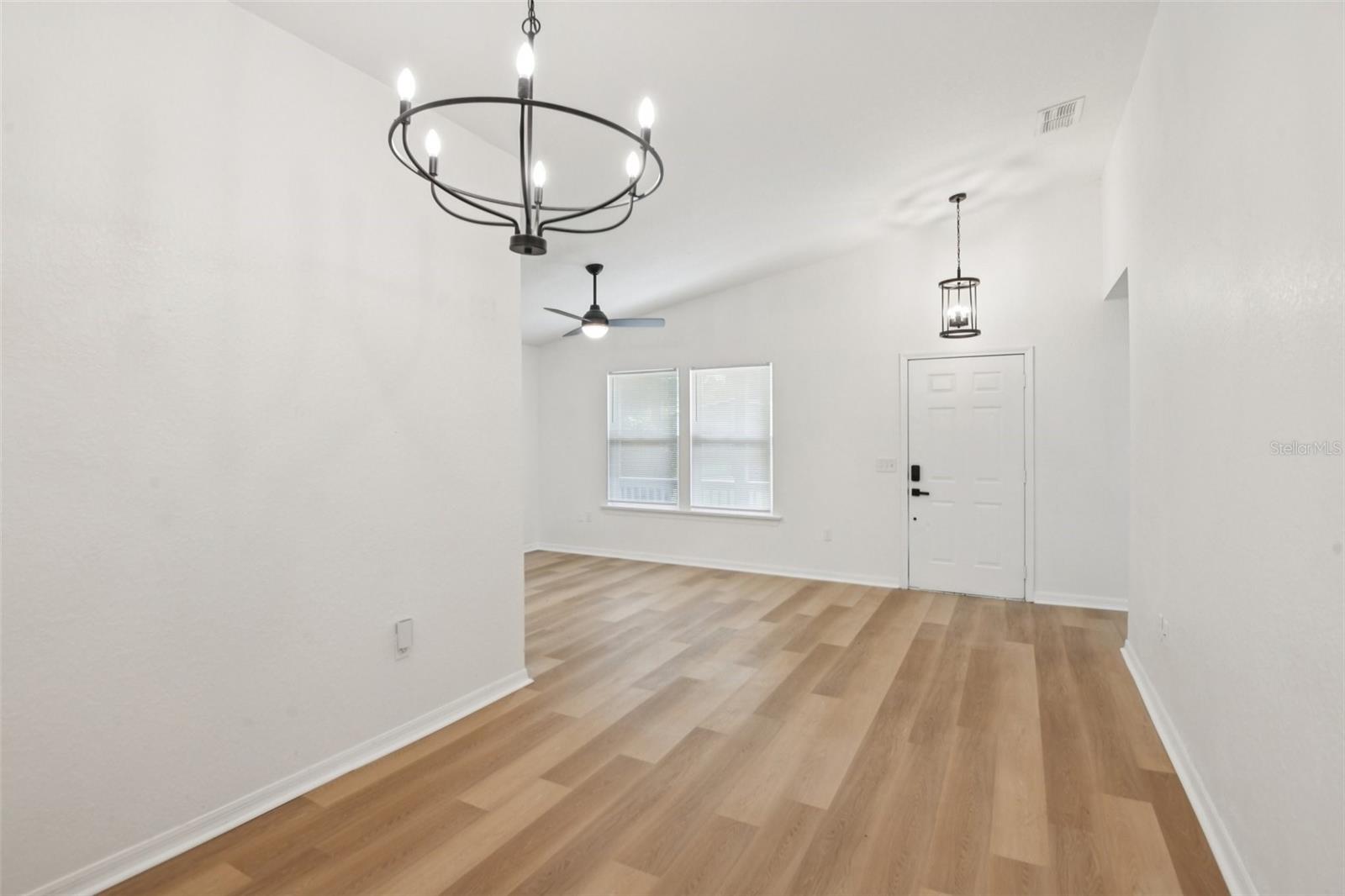 Image 13 of 32 For 505 Petteway Drive