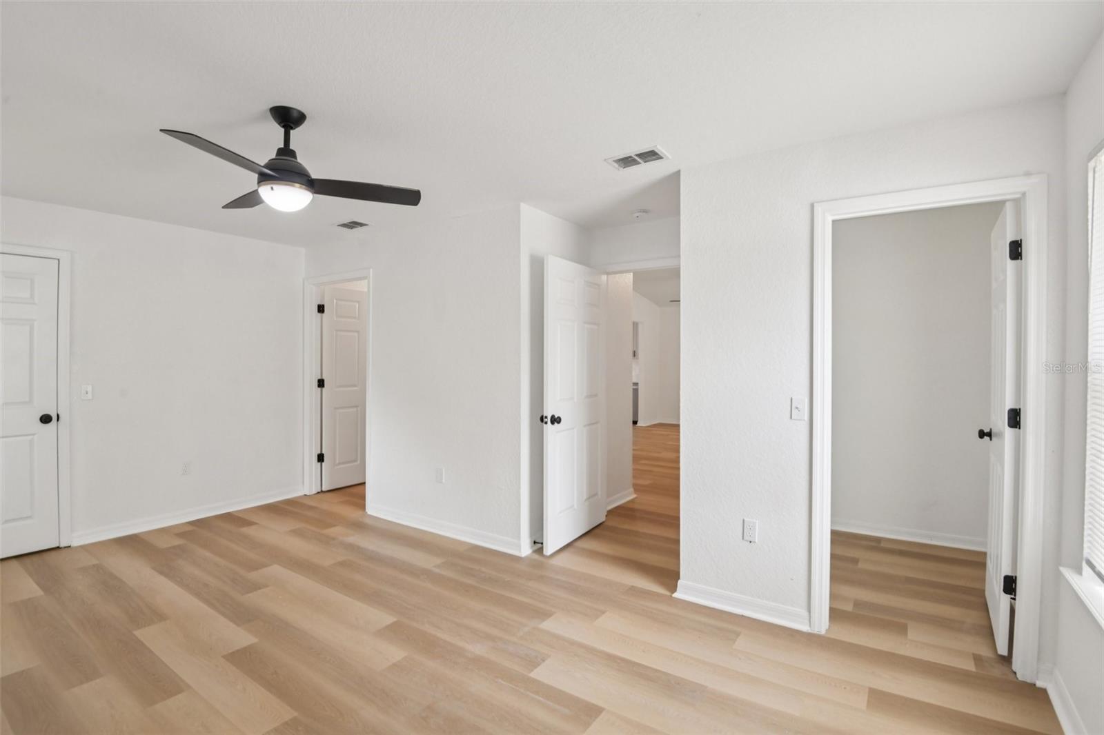 Image 16 of 32 For 505 Petteway Drive