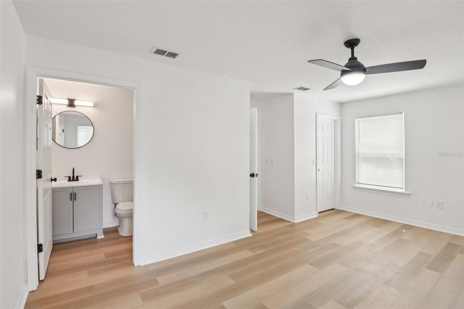 Image 17 of 32 For 505 Petteway Drive