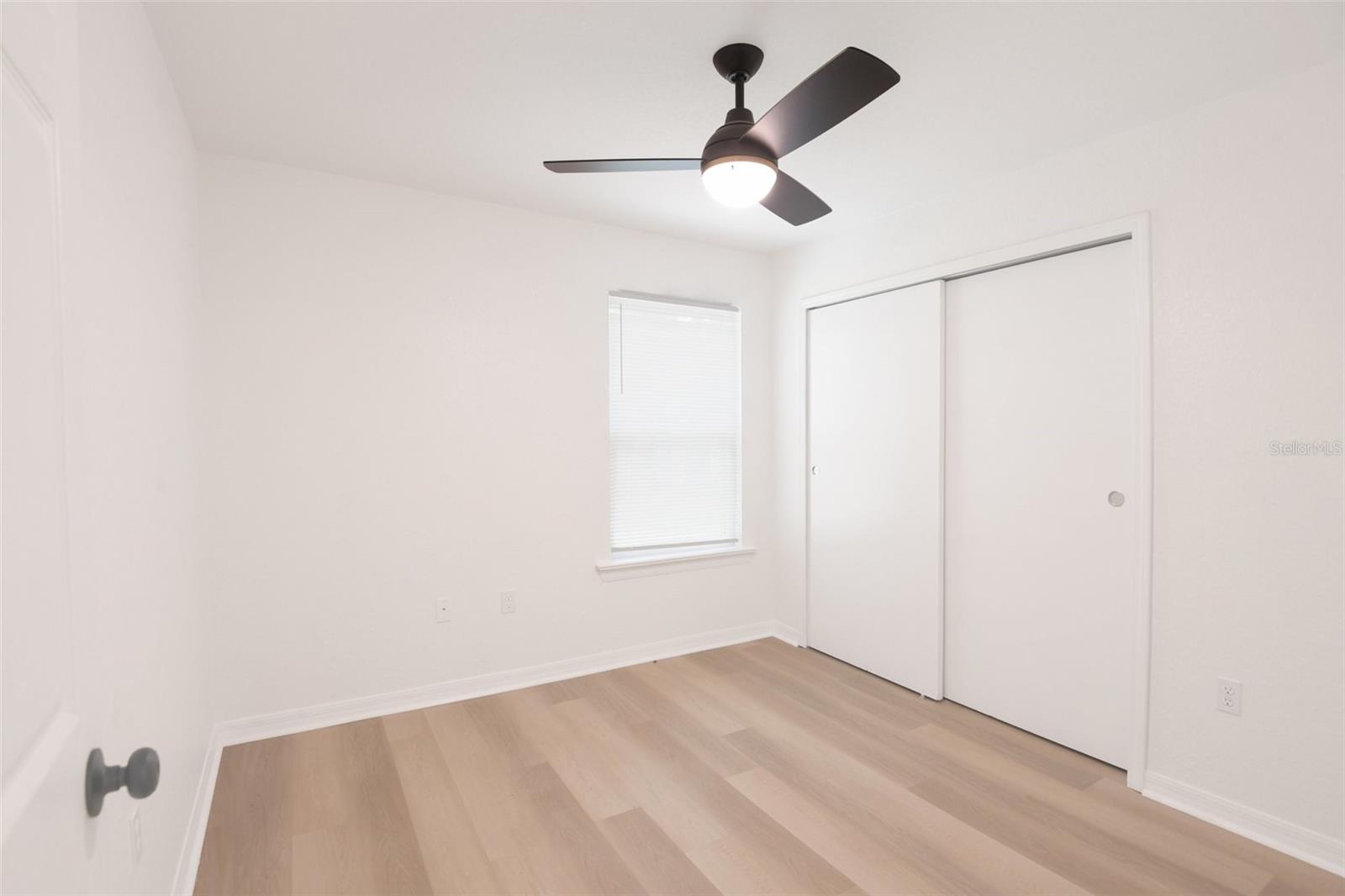 Image 23 of 32 For 505 Petteway Drive