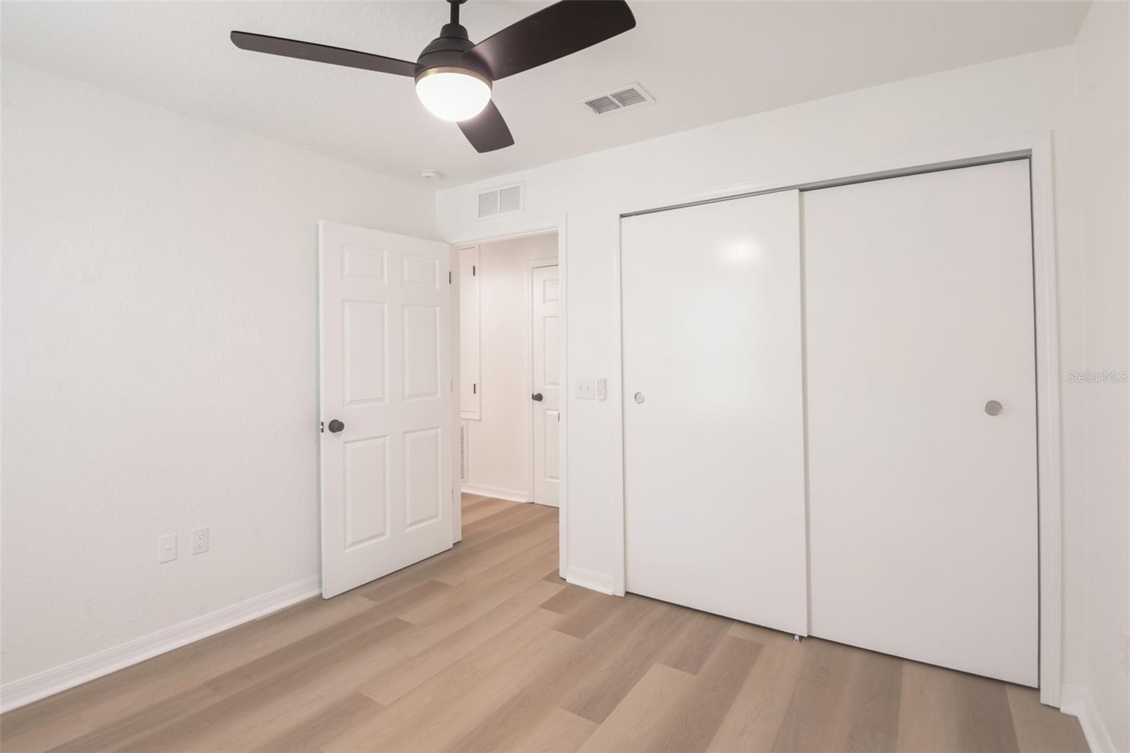 Image 27 of 32 For 505 Petteway Drive