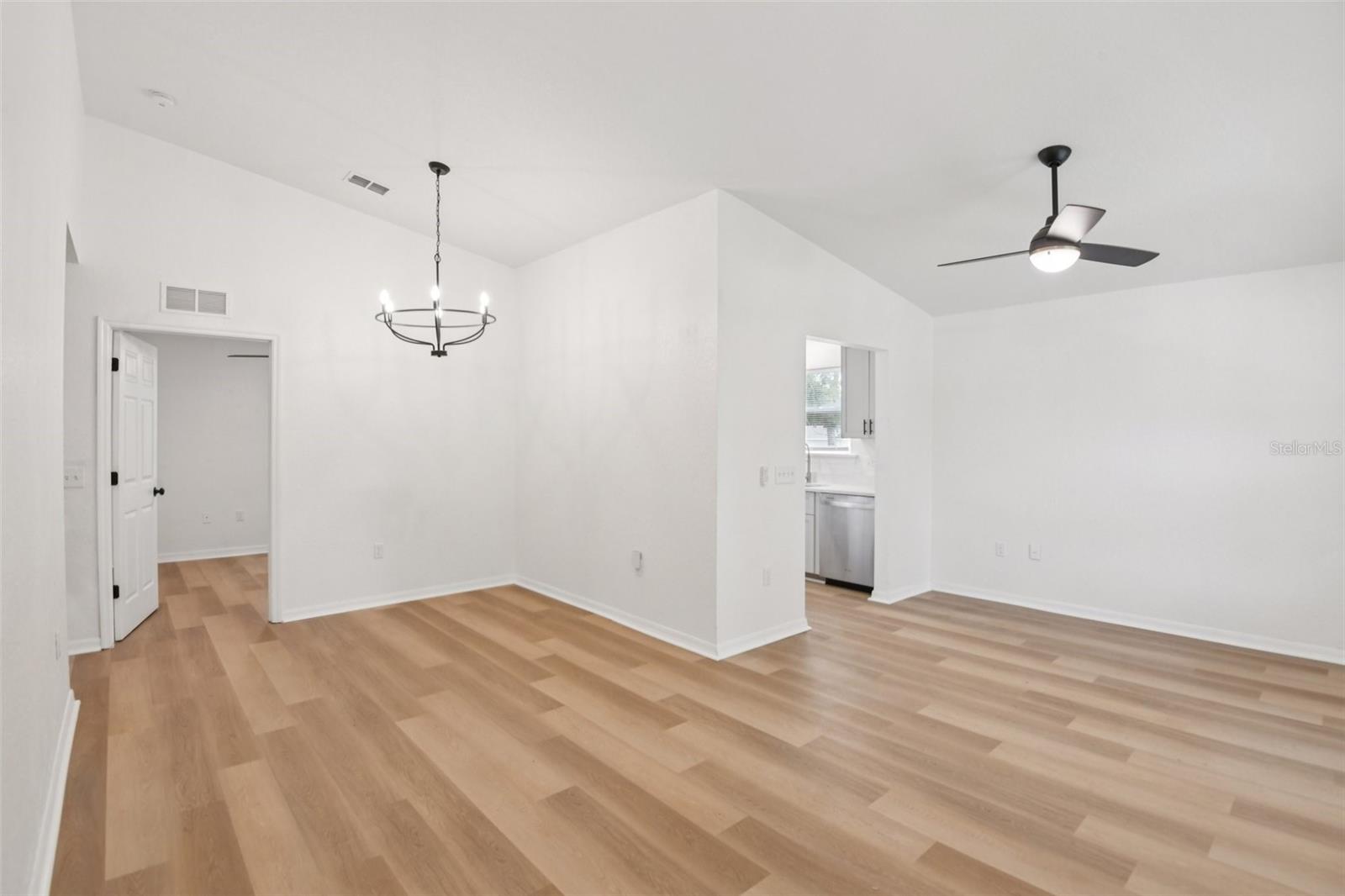 Image 3 of 32 For 505 Petteway Drive