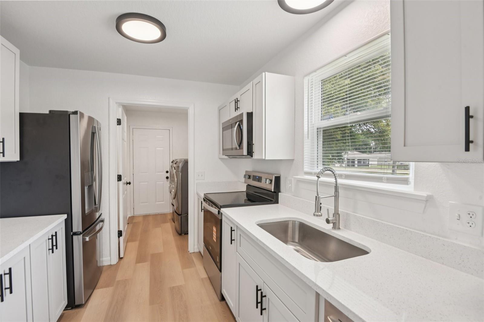 Image 8 of 32 For 505 Petteway Drive