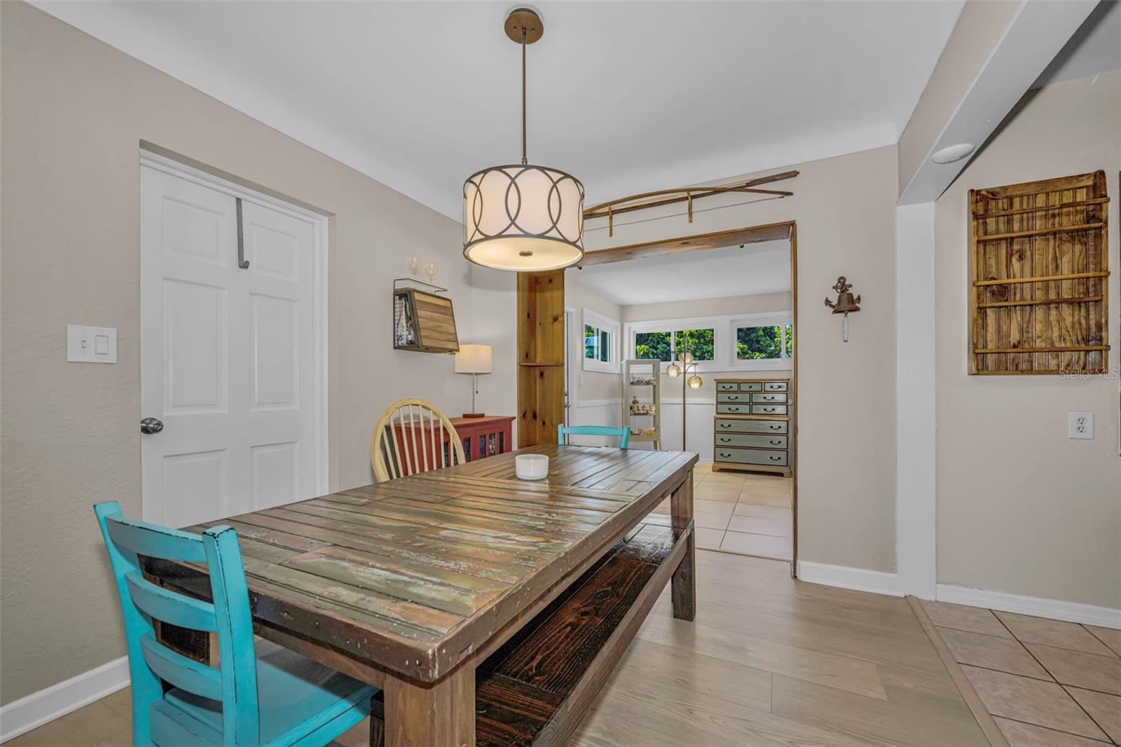 Image 10 of 47 For 1300 63rd Avenue N