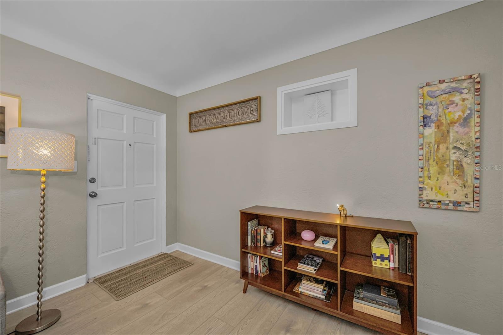 Image 17 of 47 For 1300 63rd Avenue N