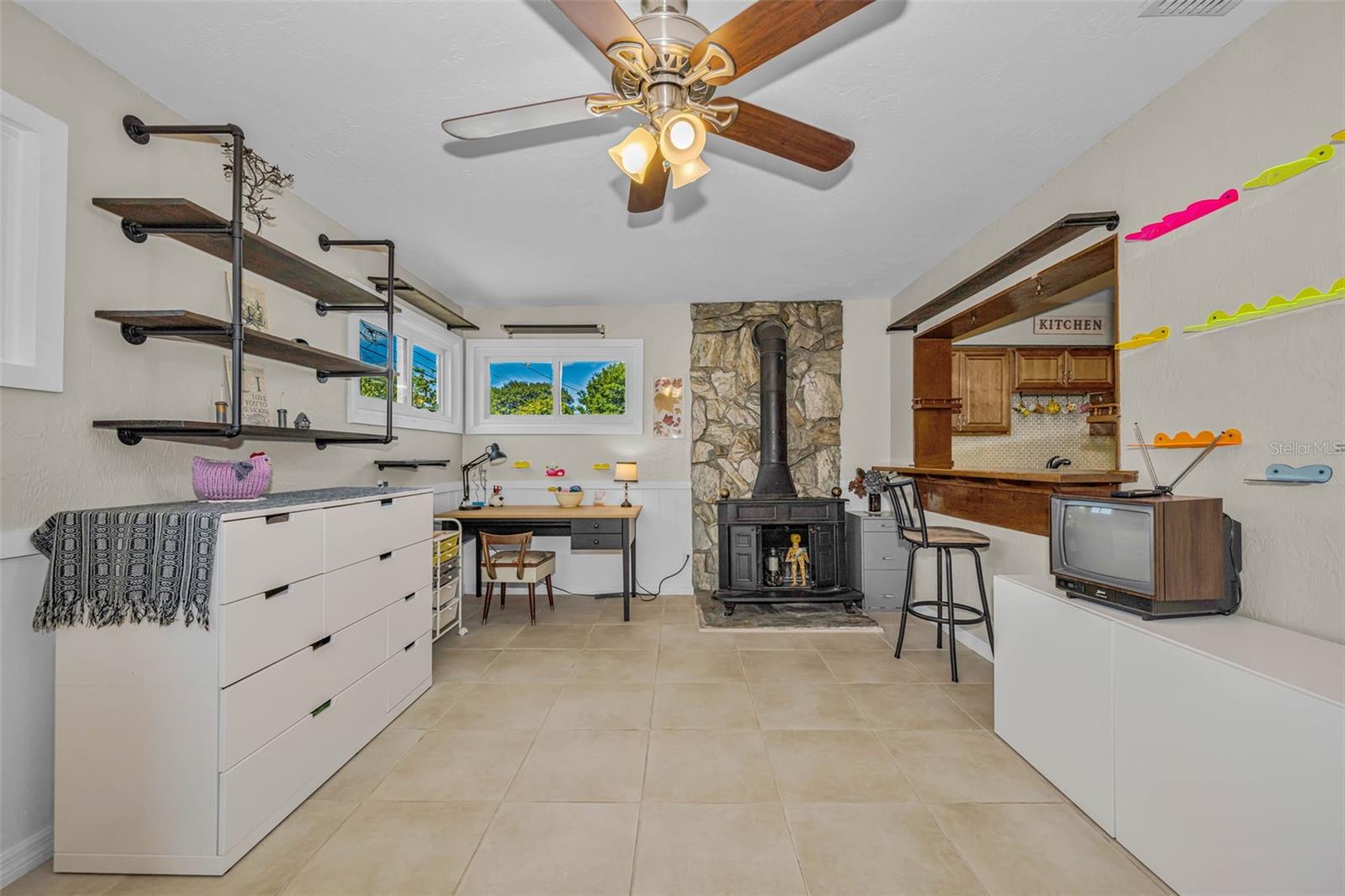 Image 24 of 47 For 1300 63rd Avenue N