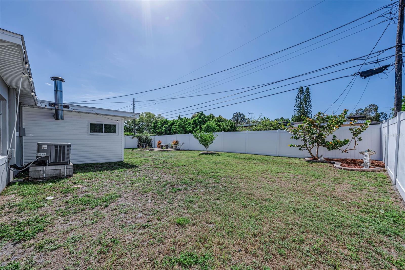 Image 35 of 47 For 1300 63rd Avenue N