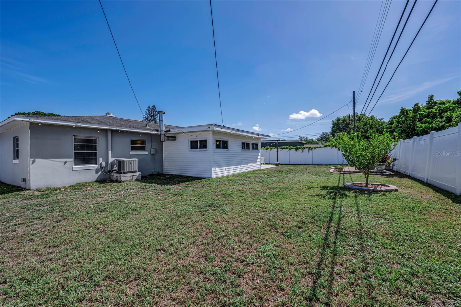 Image 36 of 47 For 1300 63rd Avenue N