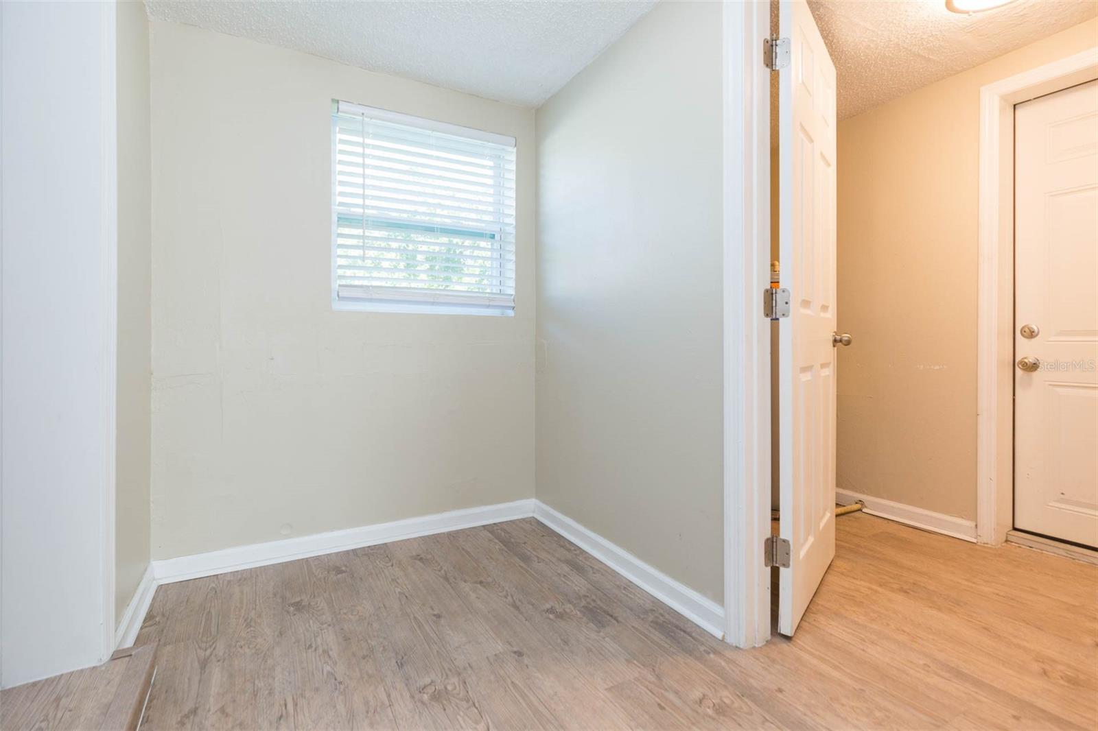 Image 24 of 34 For 4506 Grand Central Avenue