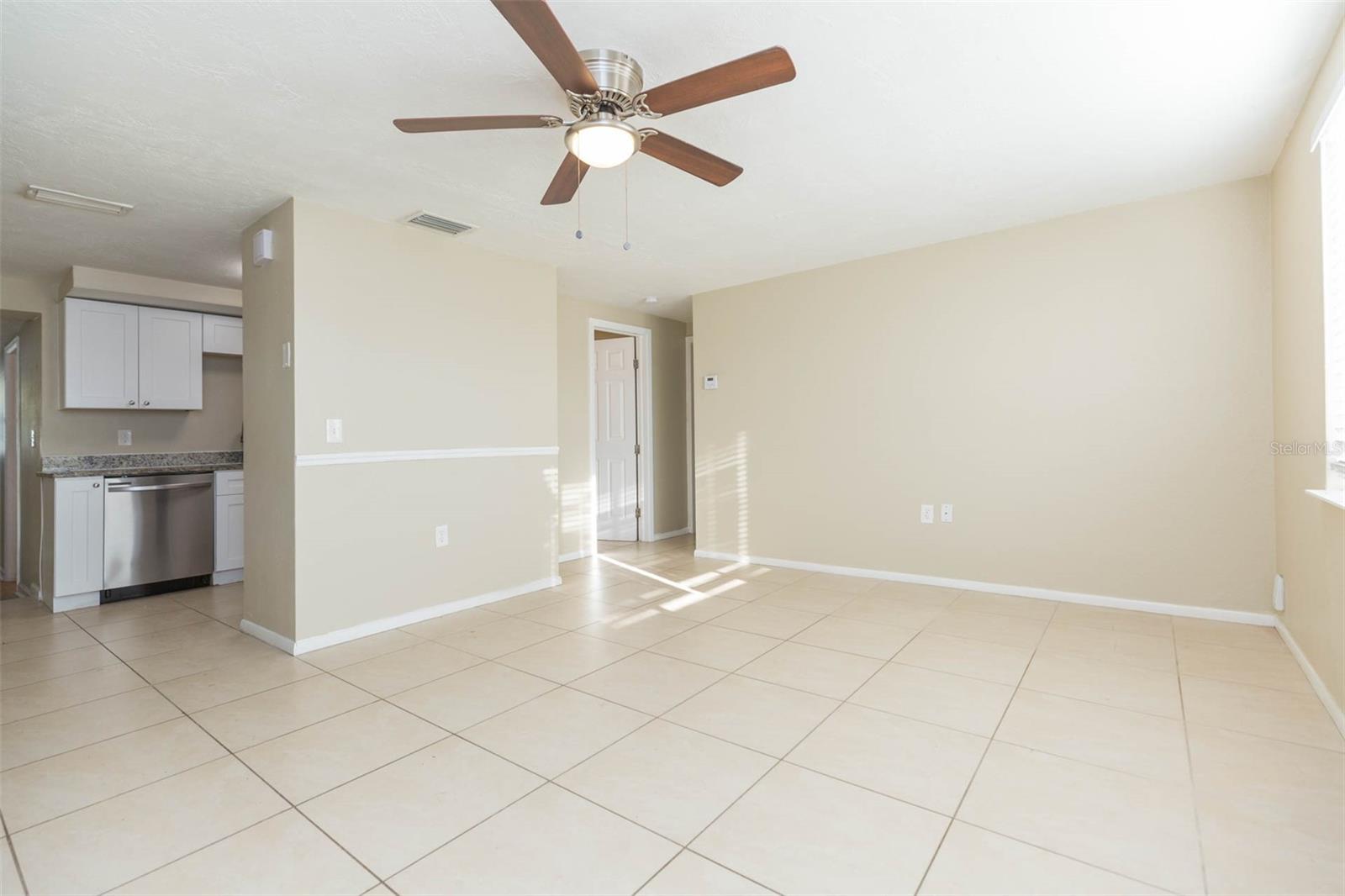 Image 4 of 34 For 4506 Grand Central Avenue