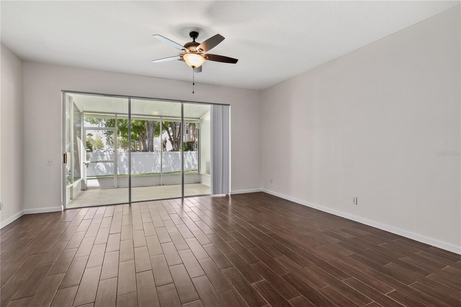 Image 7 of 25 For 8520 Sandy Beach Street