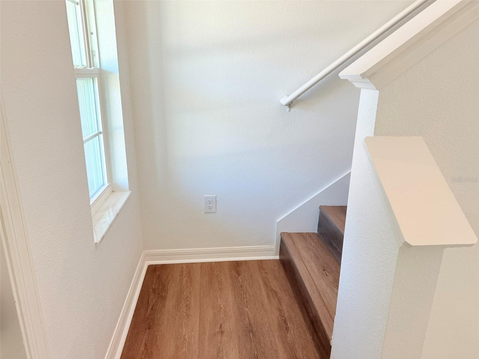 Image 26 of 67 For 11737 Radiant Shore Loop