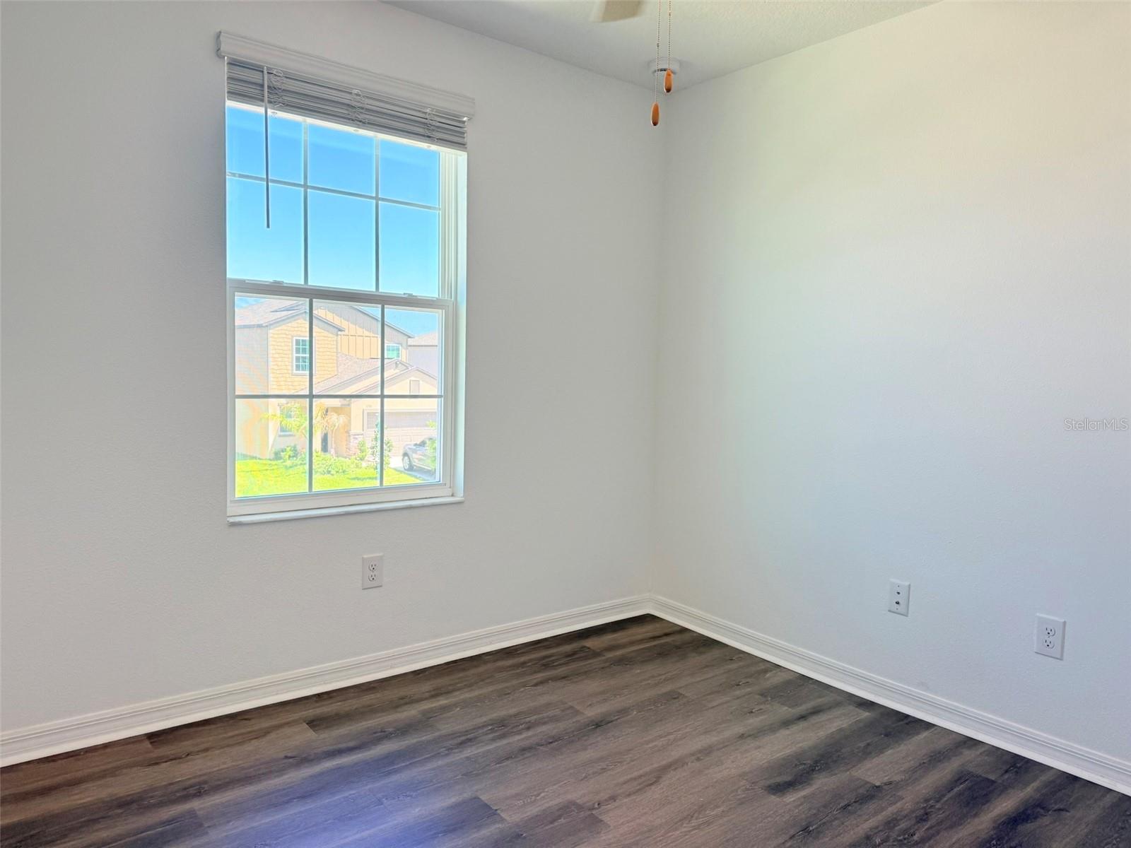 Image 36 of 67 For 11737 Radiant Shore Loop