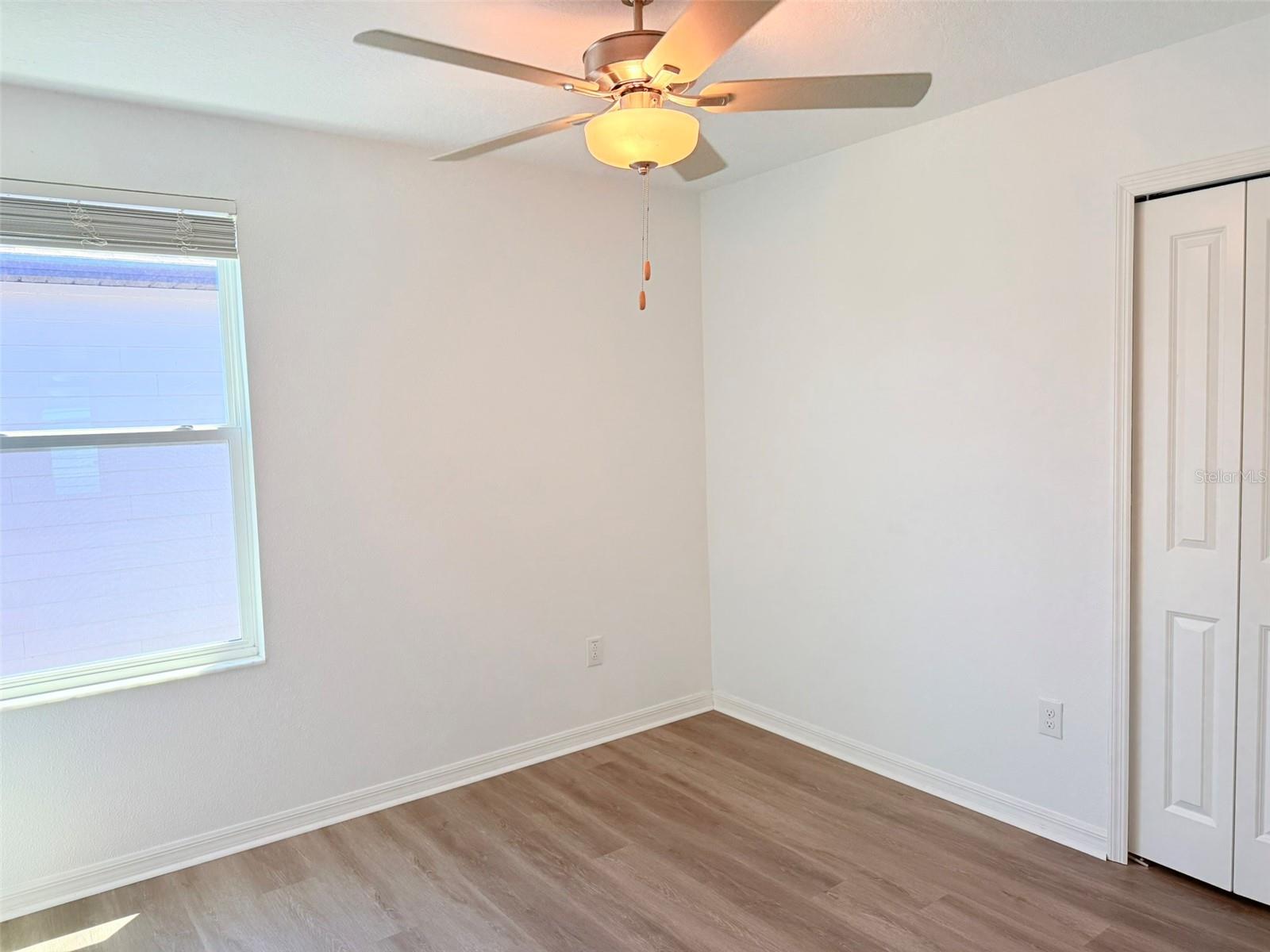 Image 44 of 67 For 11737 Radiant Shore Loop