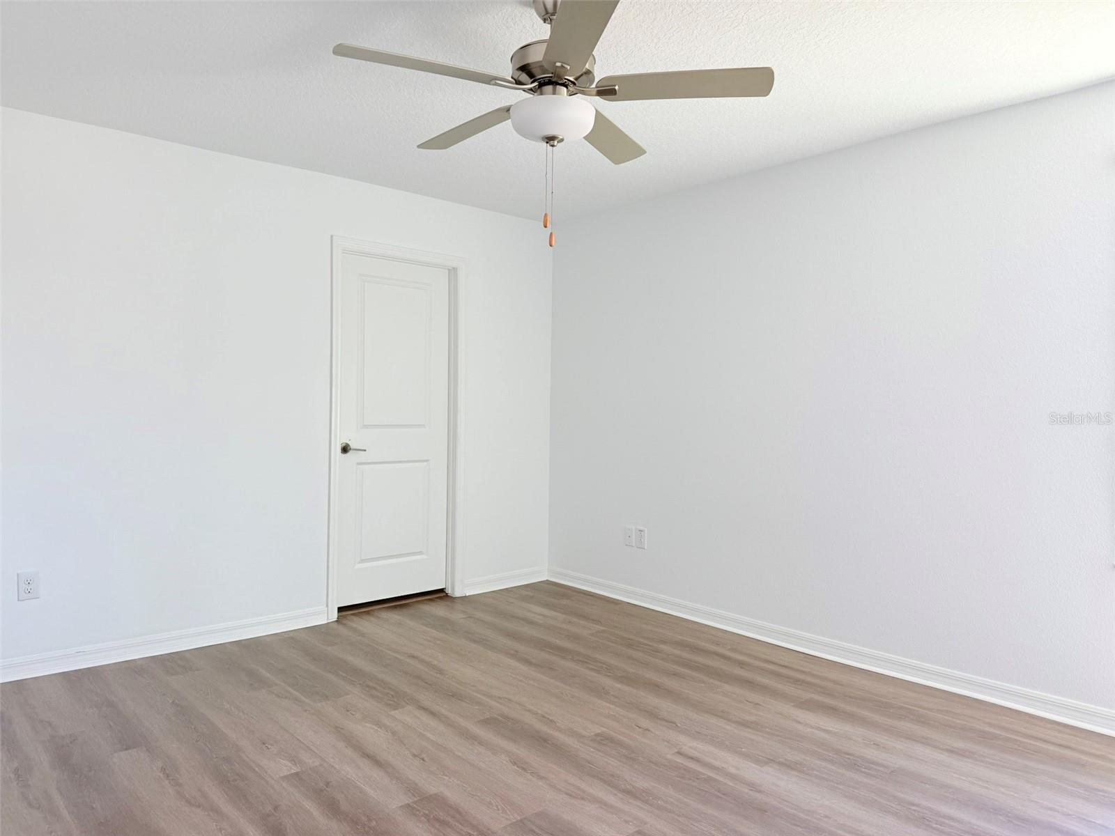 Image 53 of 67 For 11737 Radiant Shore Loop