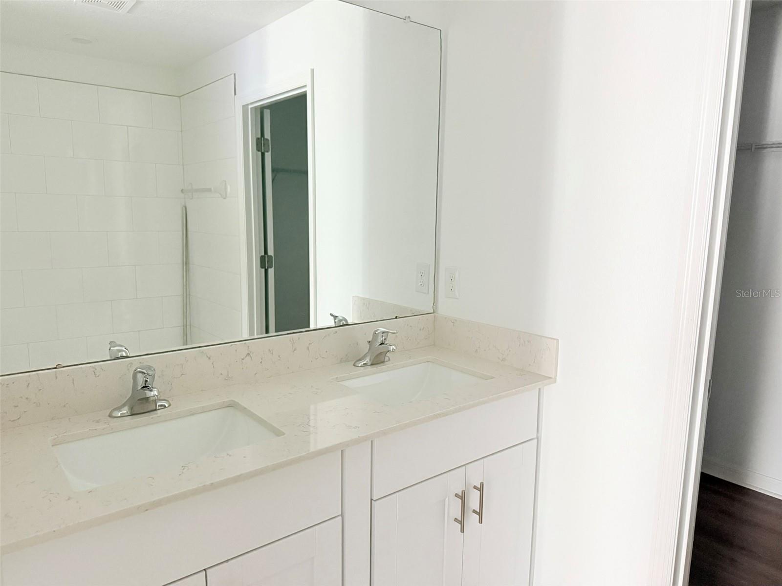 Image 59 of 67 For 11737 Radiant Shore Loop