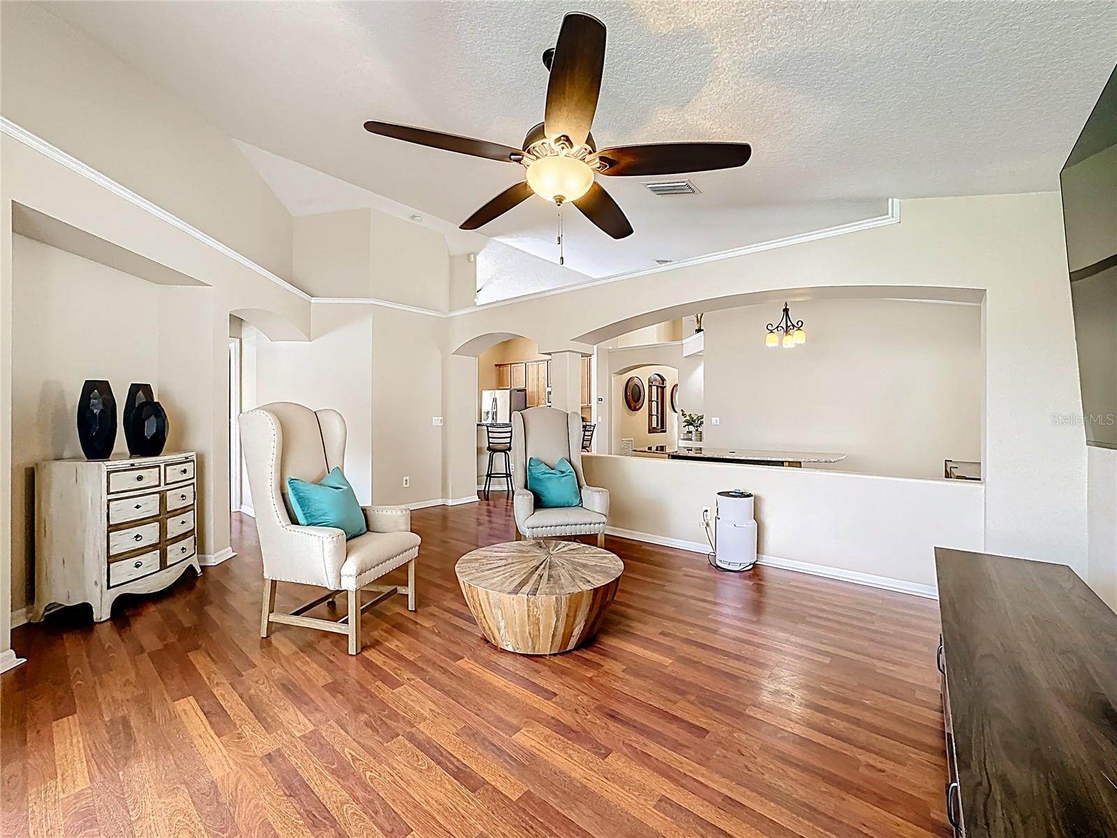 Image 11 of 28 For 7116 Colony Pointe Drive