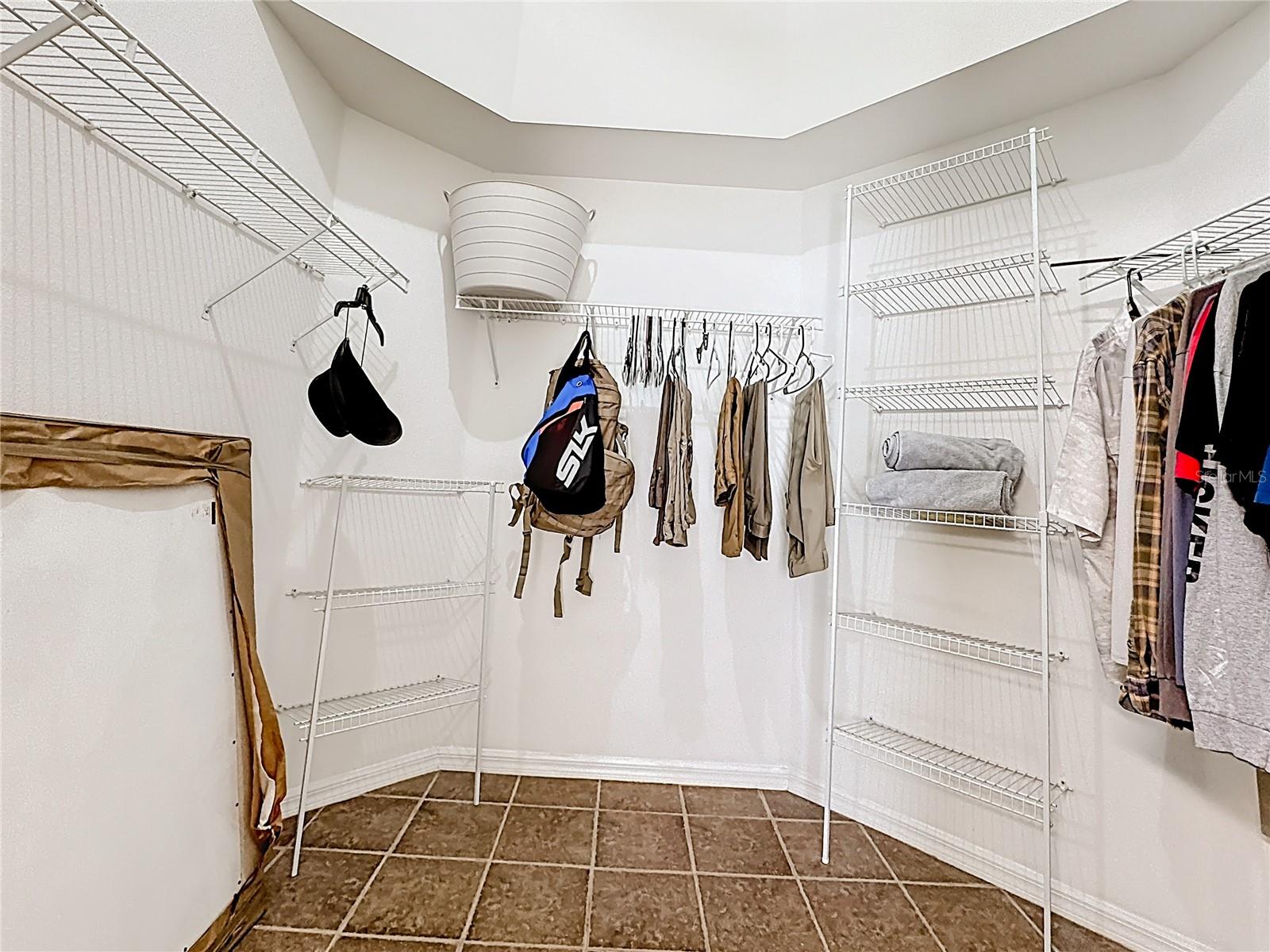 Image 21 of 28 For 7116 Colony Pointe Drive