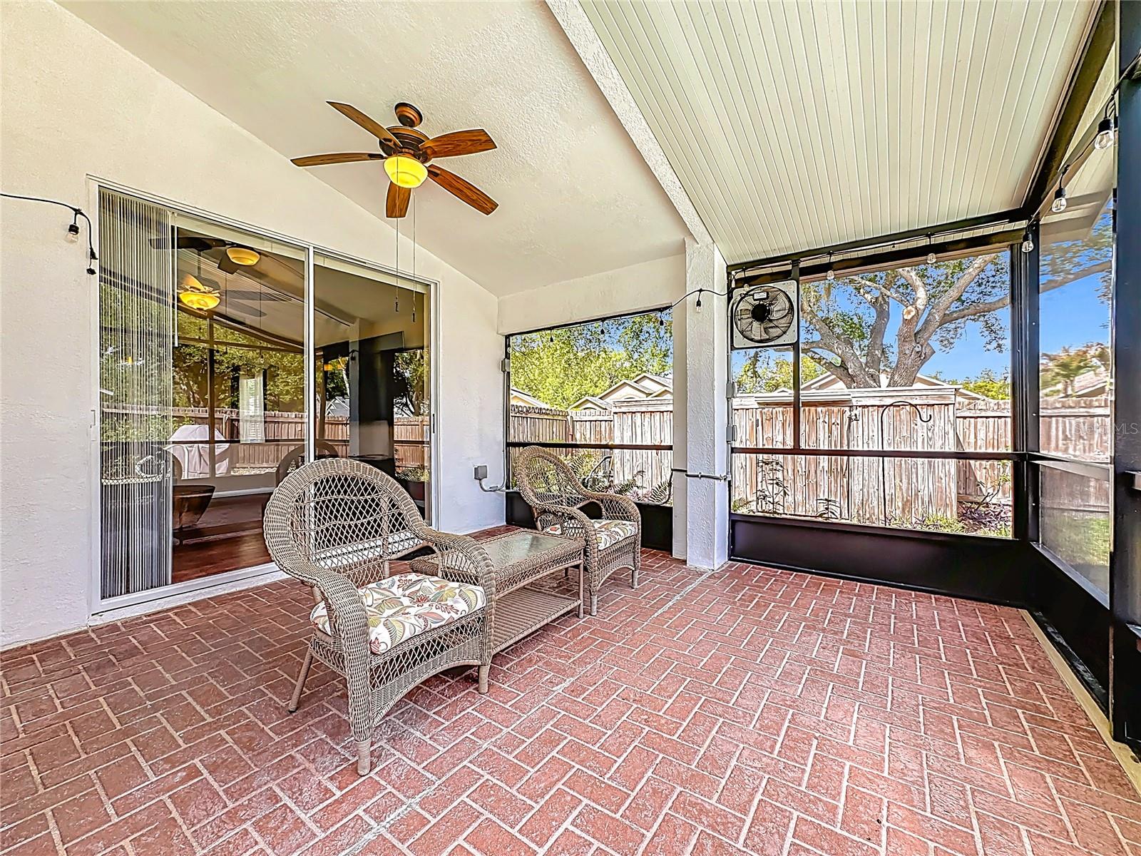 Image 24 of 28 For 7116 Colony Pointe Drive