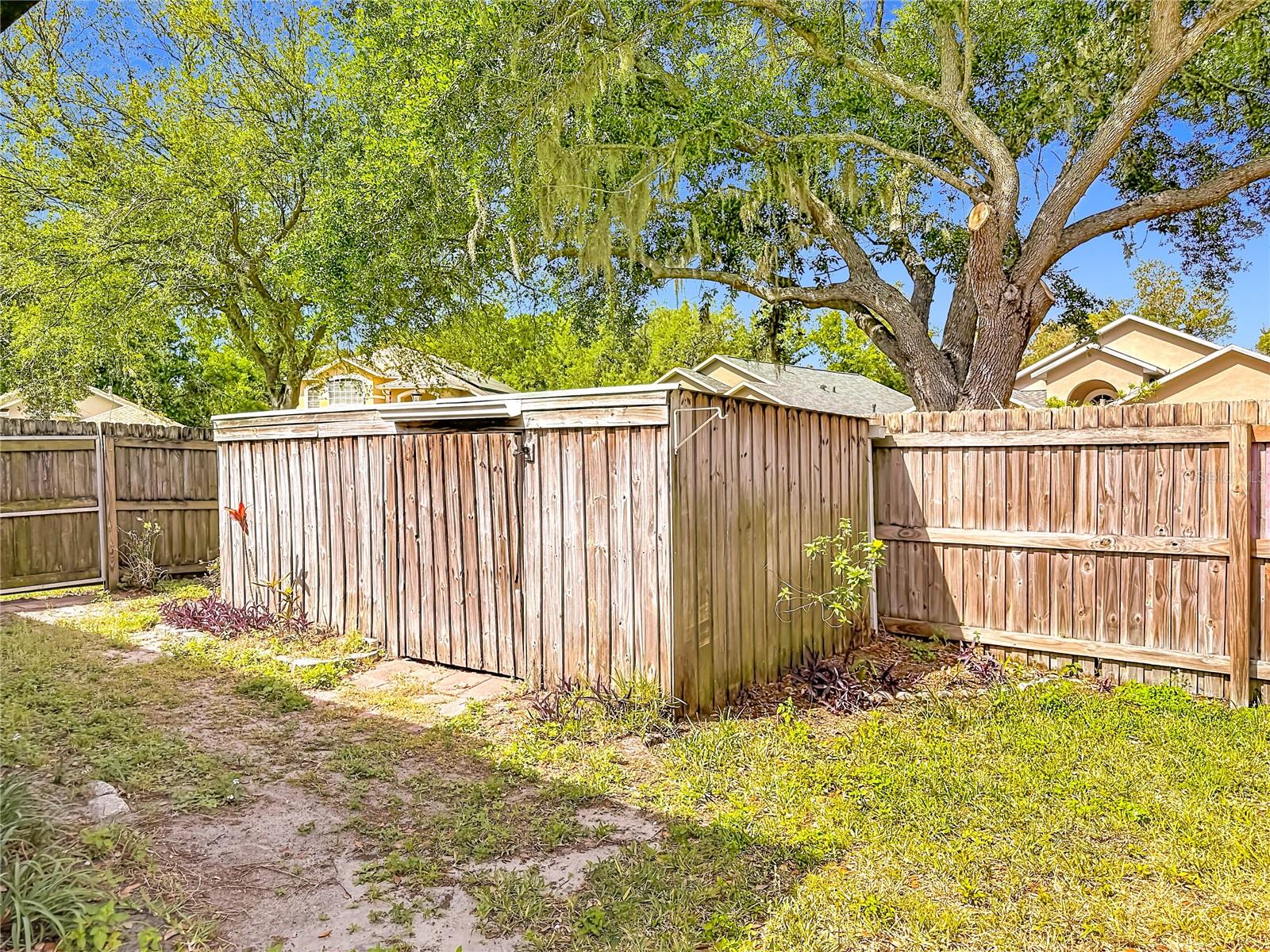 Image 26 of 28 For 7116 Colony Pointe Drive