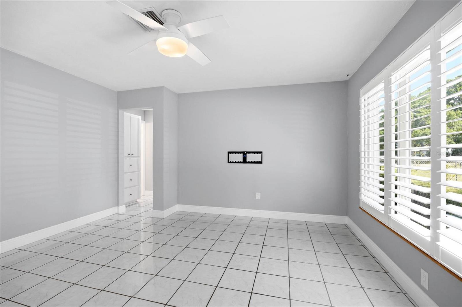 Image 2 of 26 For 7500 Orpine Drive N