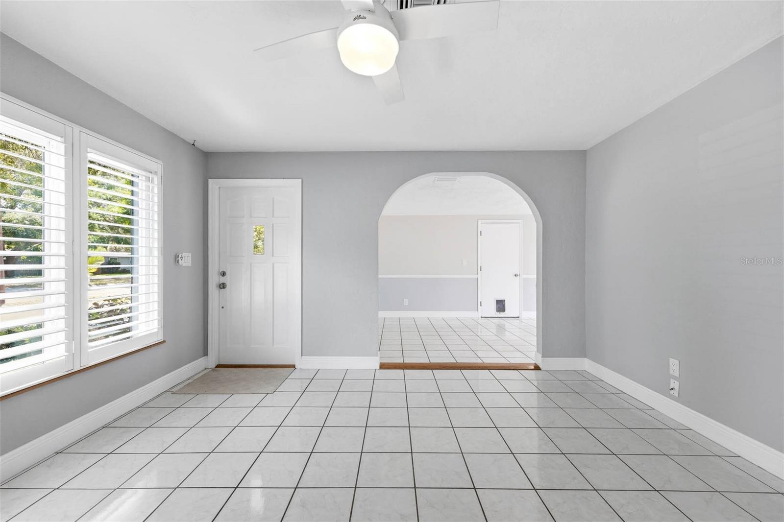 Image 7 of 26 For 7500 Orpine Drive N