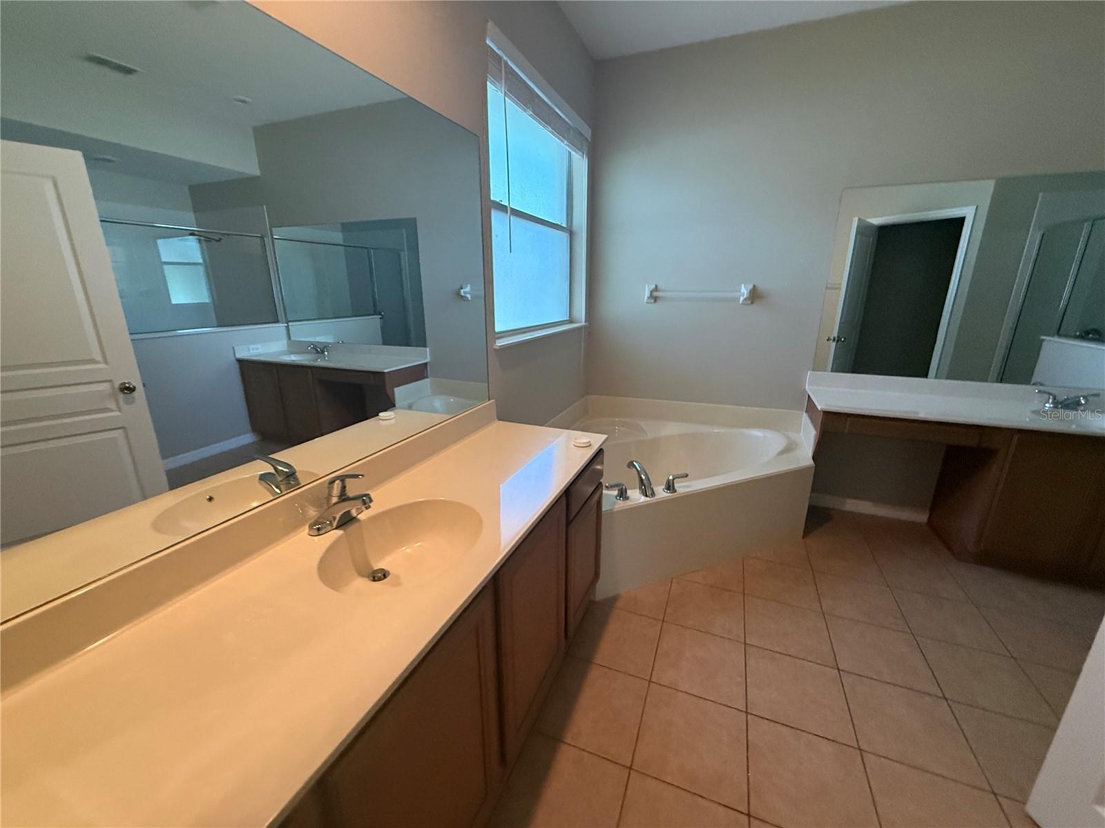 Image 24 of 39 For 603 Errol Parkway