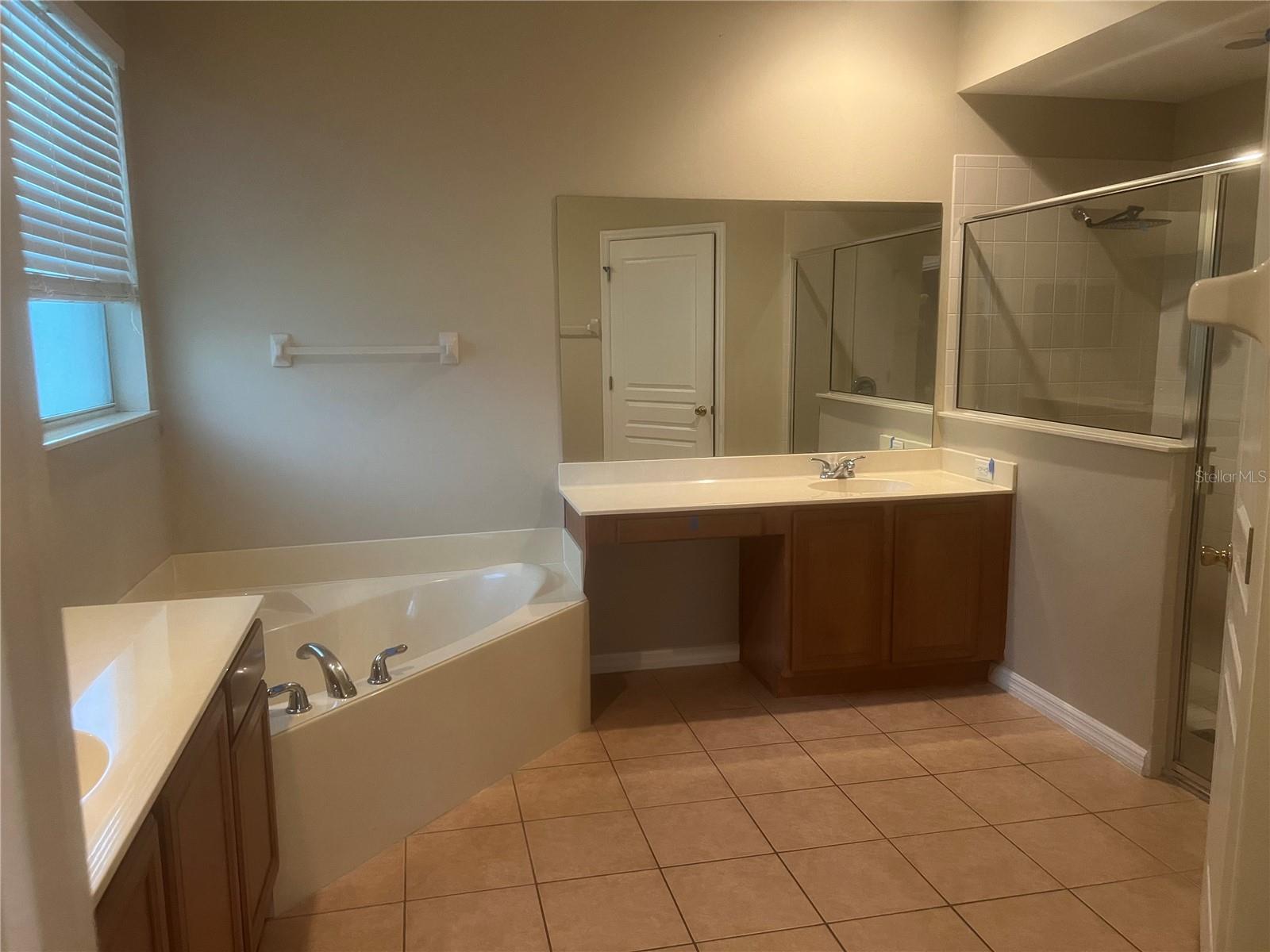 Image 26 of 39 For 603 Errol Parkway