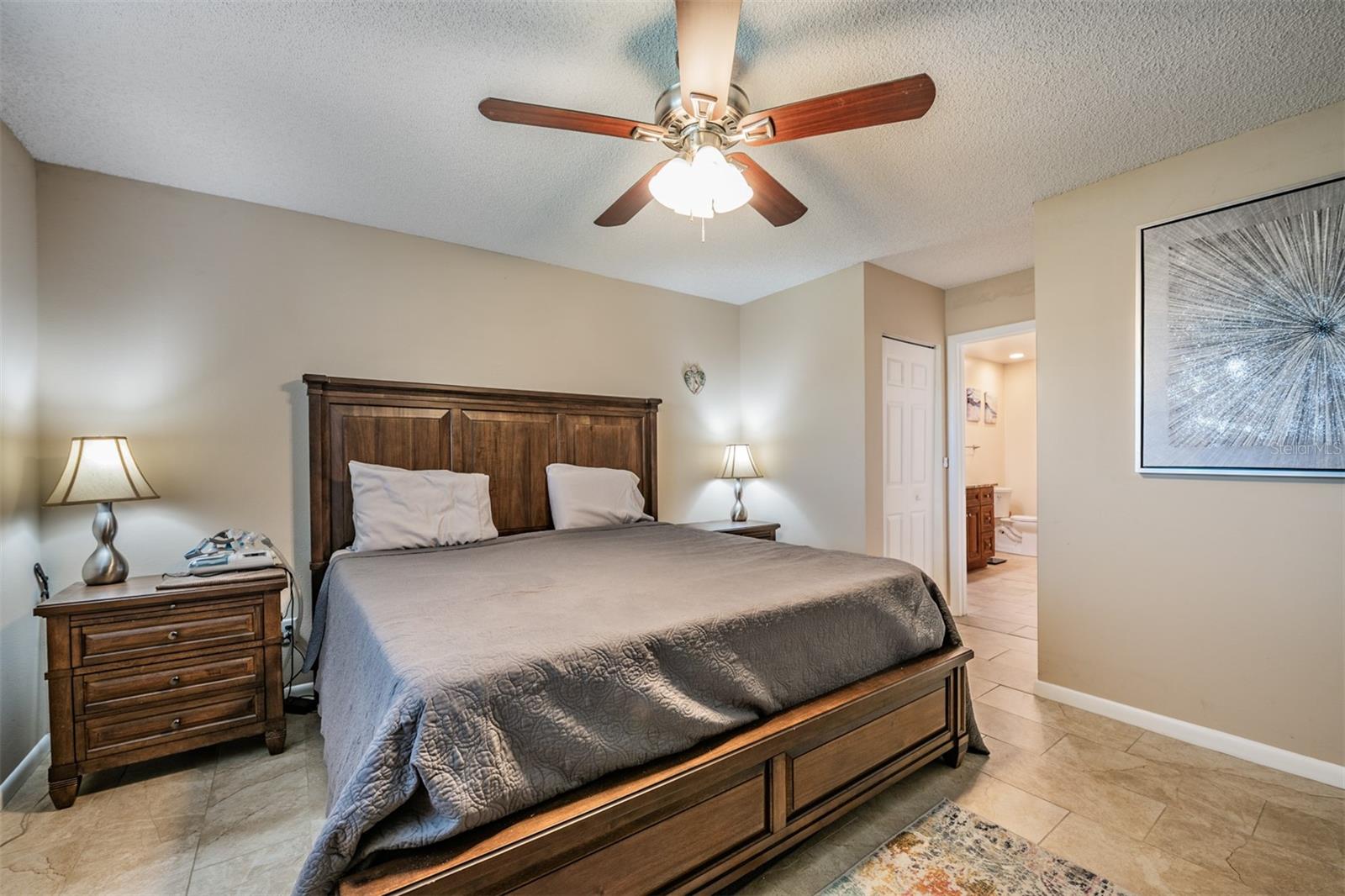 Image 22 of 47 For 381 Club Manor Drive