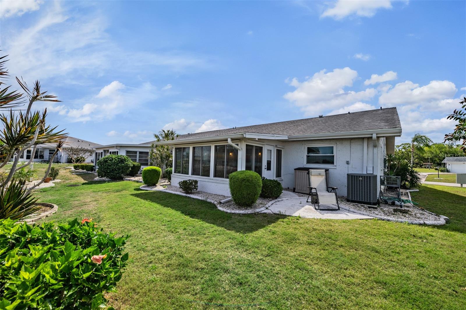 Image 36 of 47 For 381 Club Manor Drive