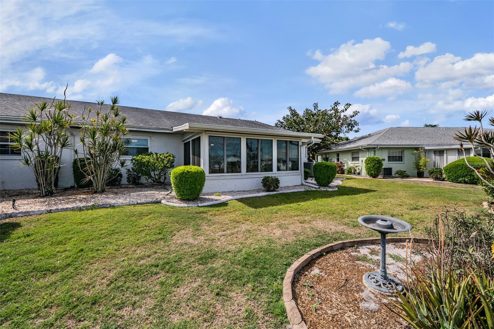 Image 37 of 47 For 381 Club Manor Drive